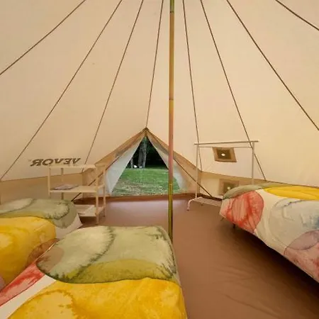 Camping Bosque De G0rd0n La Pola de Gordon