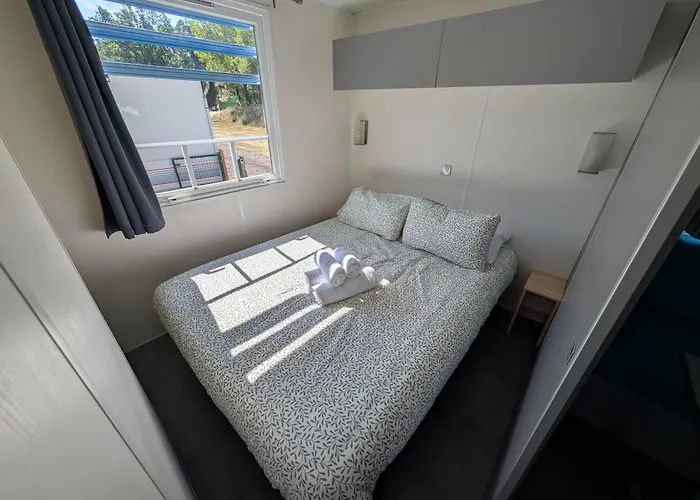 Bosque De G0rd0n Parque de Campismo *